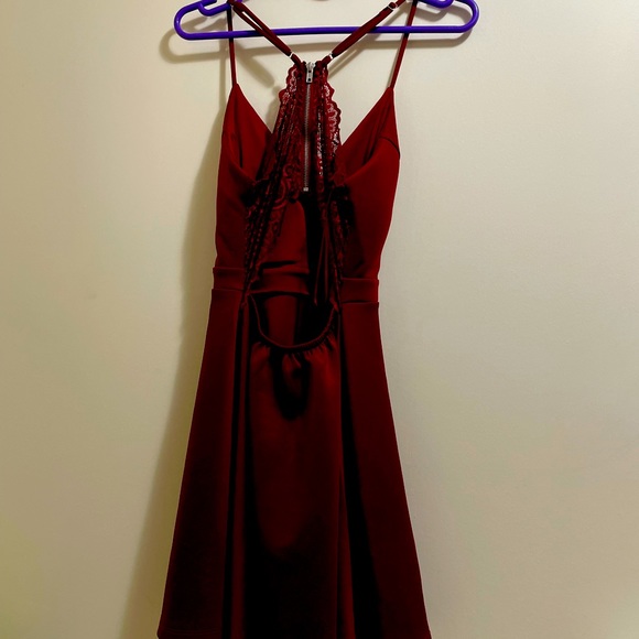 Maroon red party dress for women - Picture 2 of 2